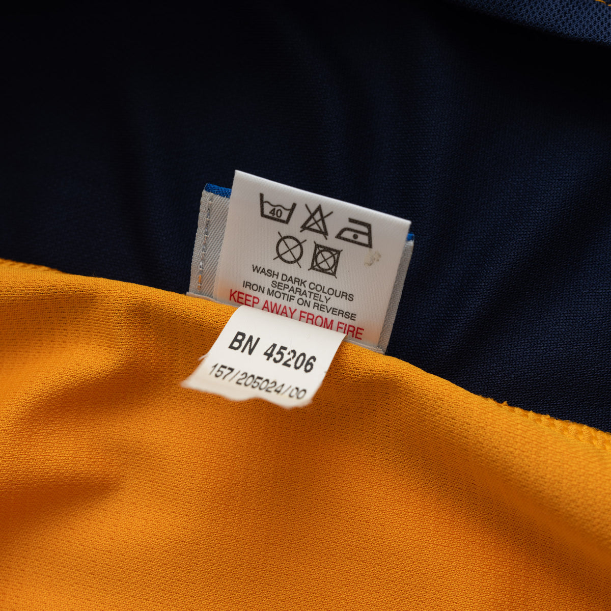 LIVERPOOL · 2000–01 | AWAY