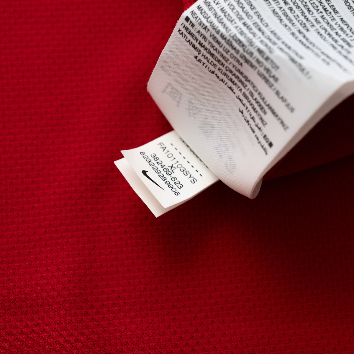 MANCHESTER UNITED · 2010–11 | HOME
