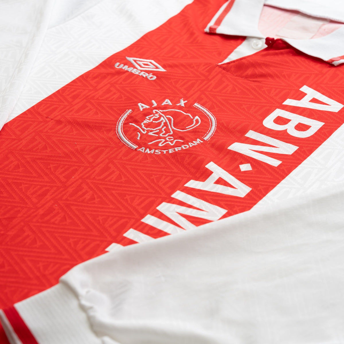 AJAX · 1991–92 | HOME